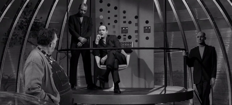 Illustration for article titled The Complete Twilight Zone Marathon Viewer's Guide